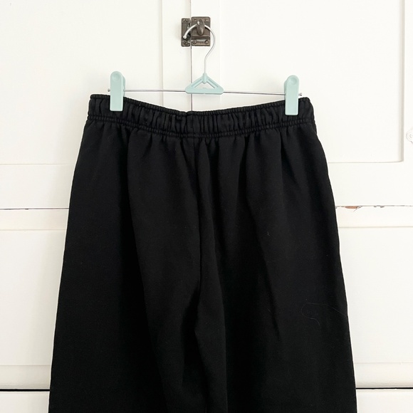 ALO Yoga Accolade Sweatpants in Black Size Small Cozy Soft French Terry - Picture 7 of 8